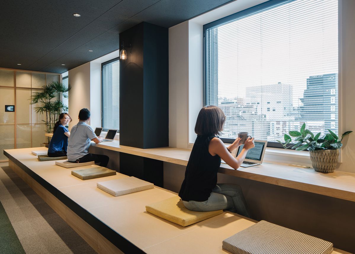 How Coworking Spaces Are Getting People Out Of Home Offices - Jll 